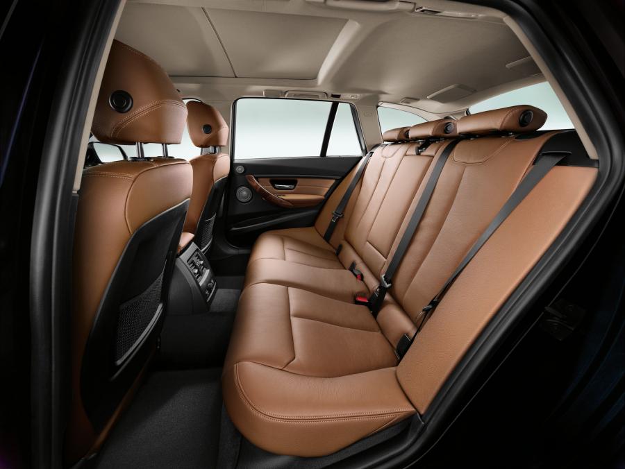  BMW 3-Series Touring 2013 года  (фото 4 из 23)